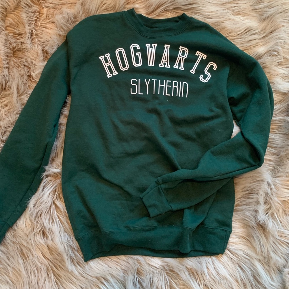 Harry Potter Slytherin women’s crew neck- small